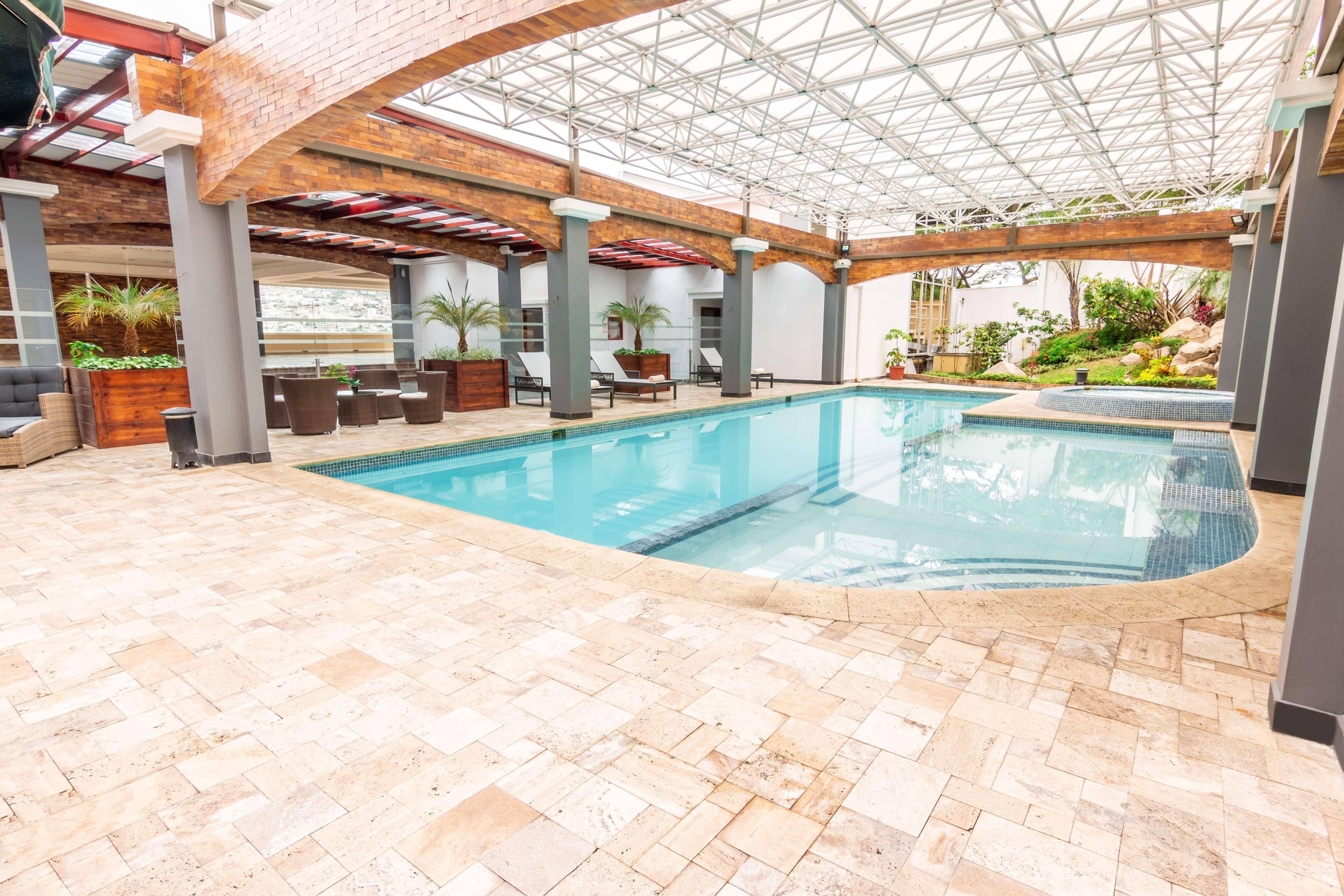 Sonesta Hotel Loja Ngoại thất bức ảnh